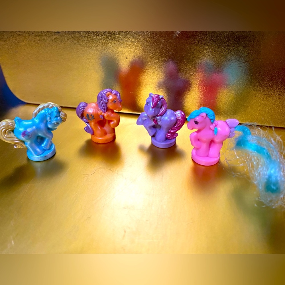 MY LITTLE PONY G1 80’s PETITE PONIES PRETTY N PEARLY PONIES & A PONY TAILS PONY